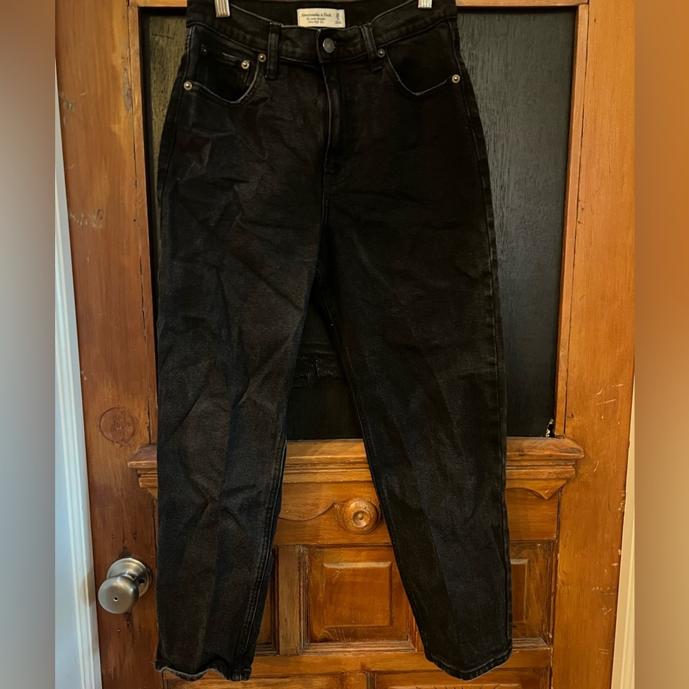 Ankle Straight Ultra High Rise Curve Love - Abercrombie & Fitch SOLD